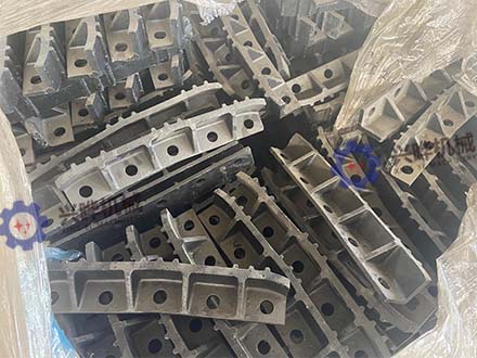 兴晔矿用刮板运输机压链块 40T煤溜子连接块 整机及配件齐全